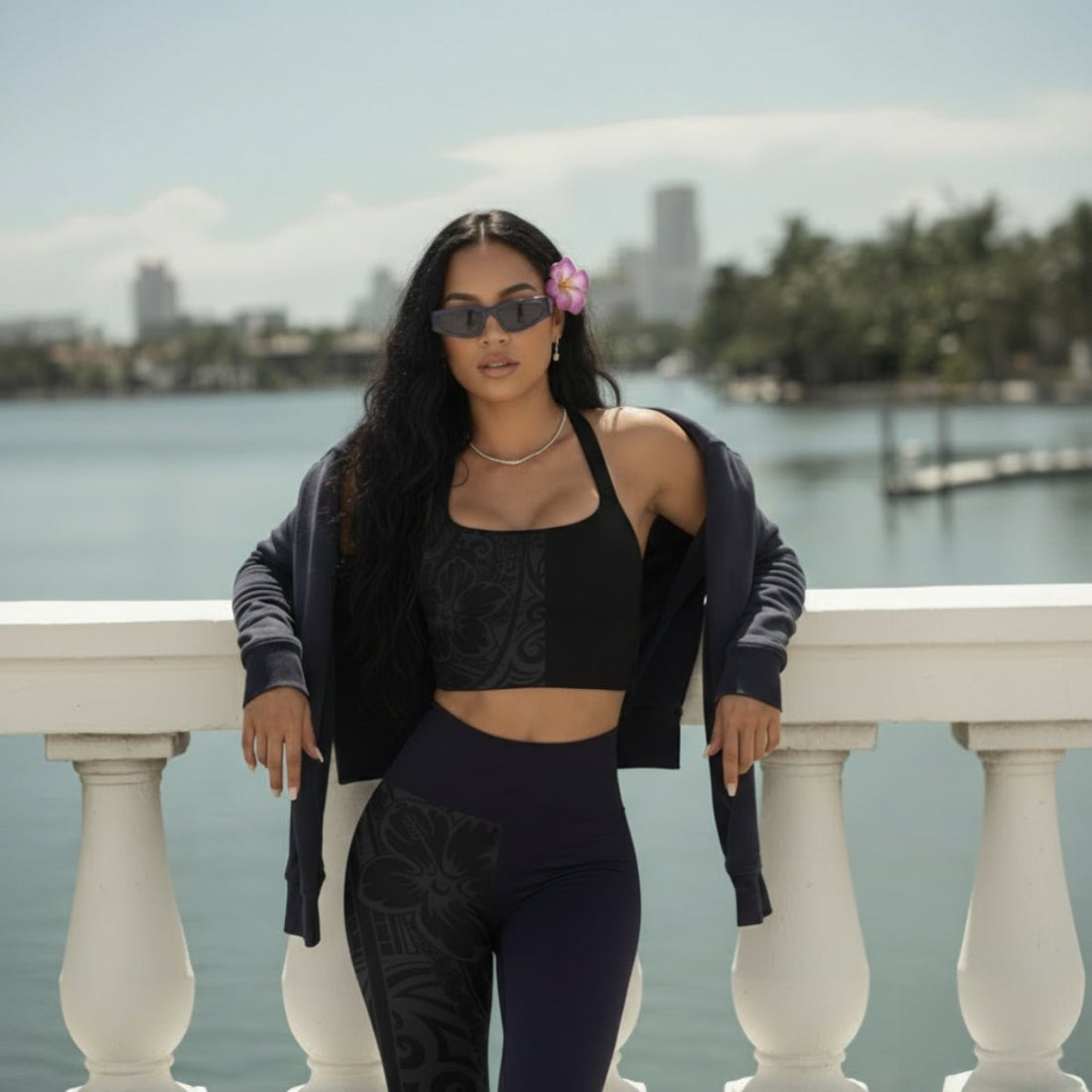 Miami Sublimation IslandRise high-waisted leggings in Bloom Dark with a stylish dark floral pattern, form-fitting and comfortable.
