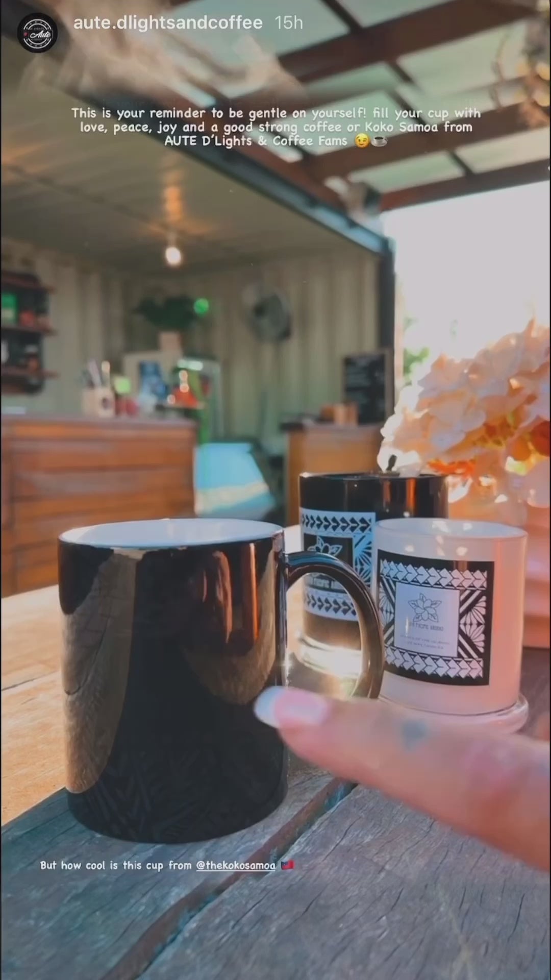 Load video: LimaLuxe™ Heat Reactive 11oz Mug - USA