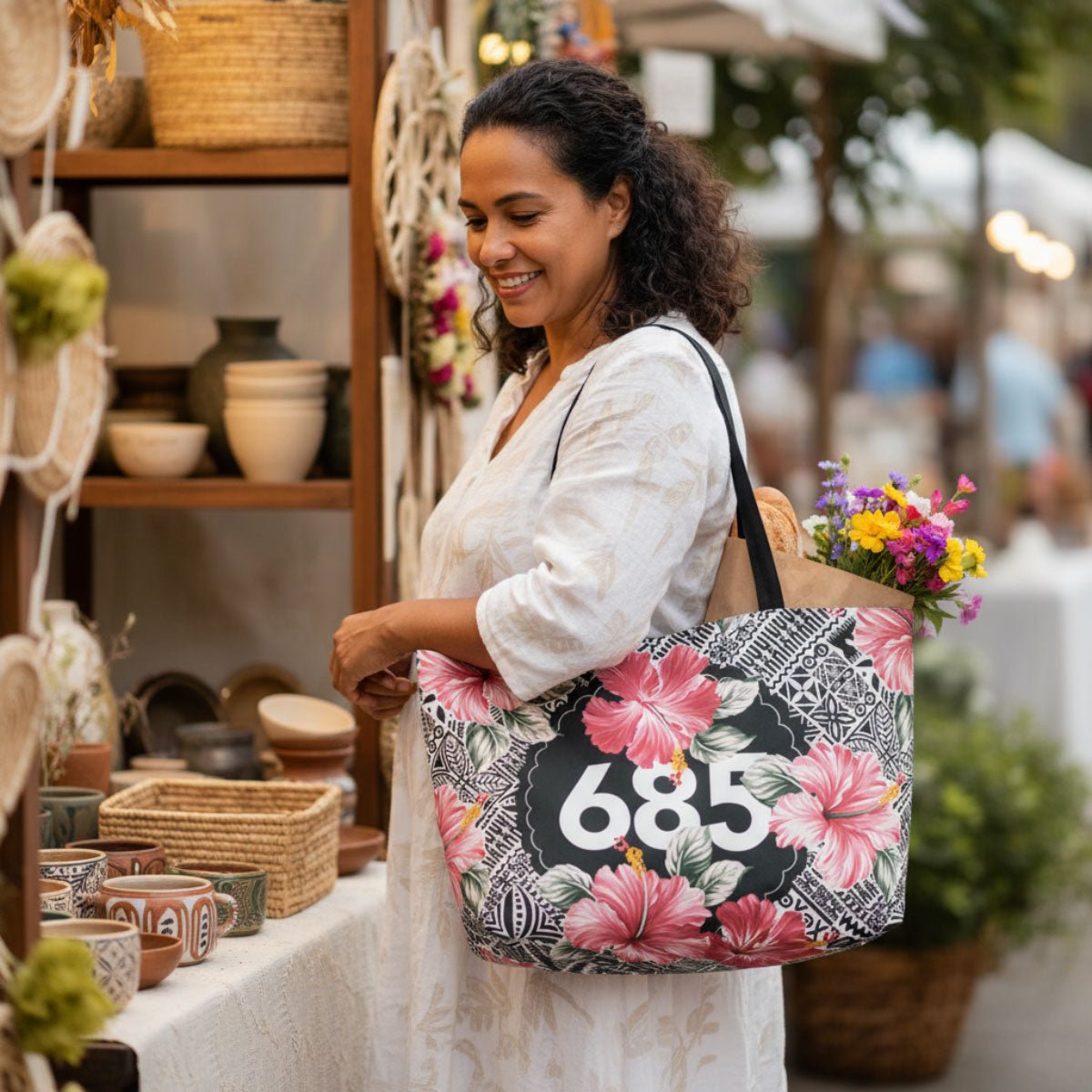 Tote Weekender Bag 685 Aute in Samoa pattern, spacious tote bag with sturdy handles and stylish design.