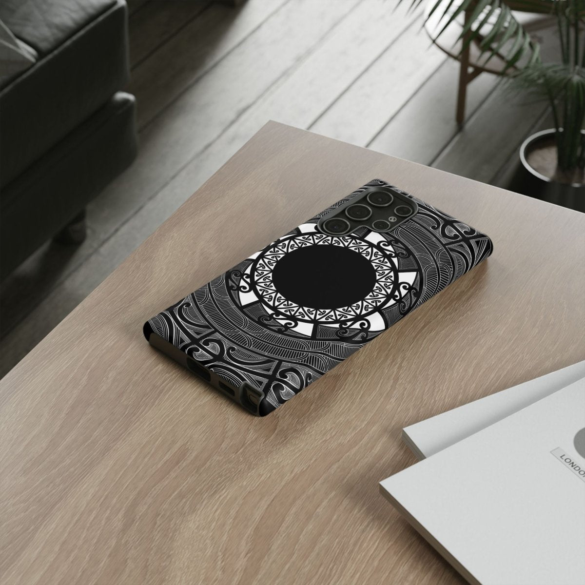 WOYC Māori tough phone case for AU/NZ/USA with traditional Koko Samoa design, durable protective cover for smartphones.